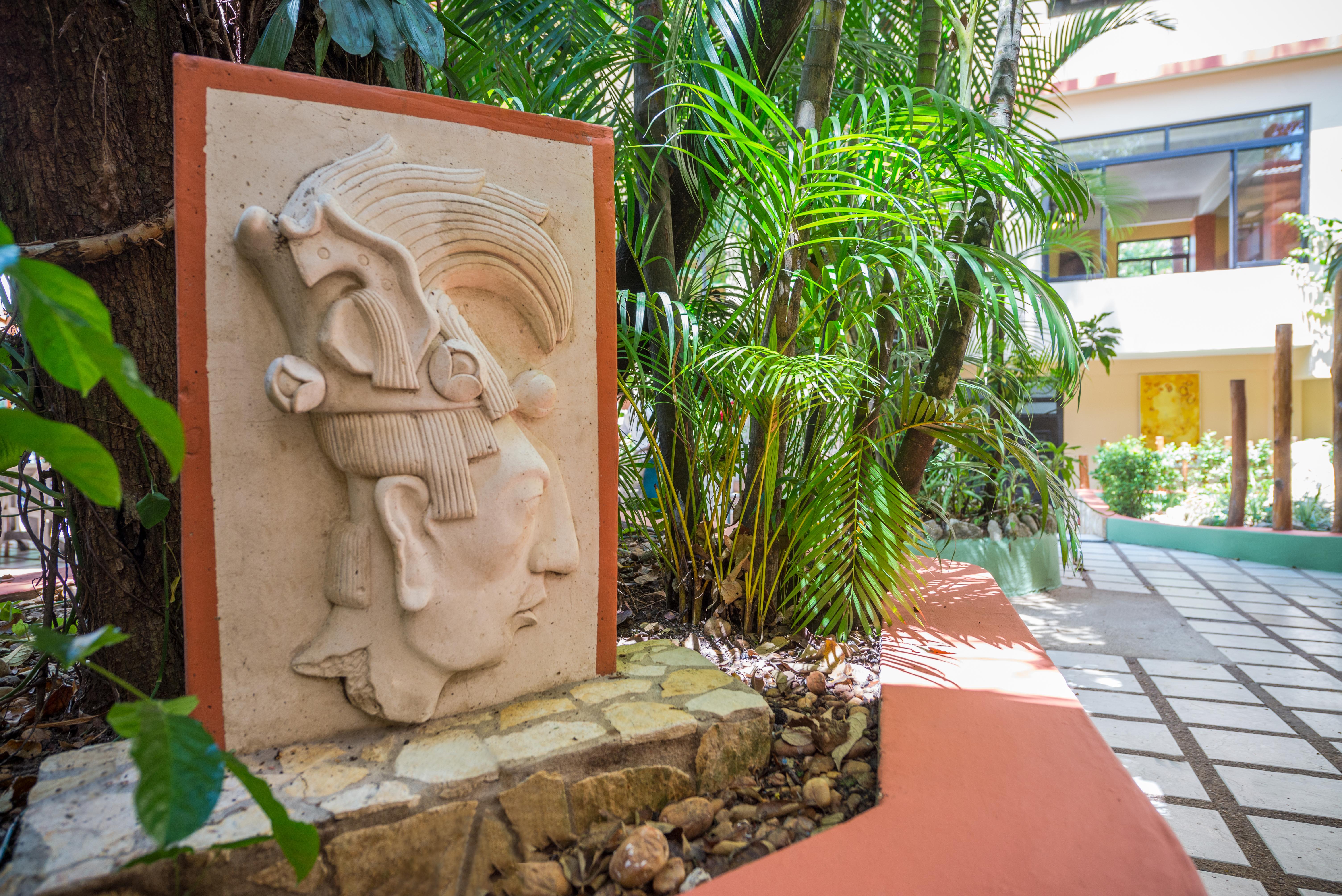 Hotel Maya Tulipanes Palenque Extérieur photo